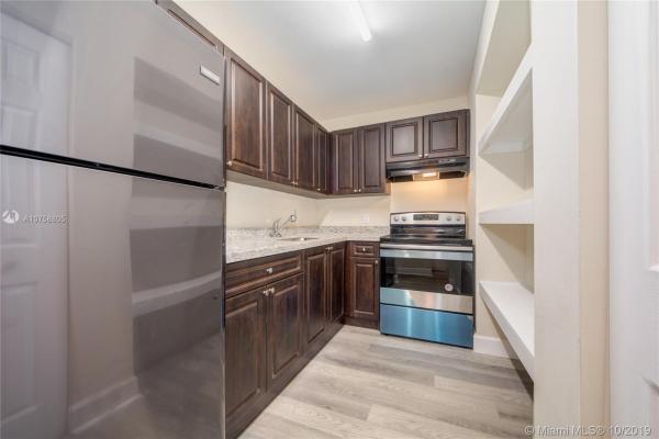 Lakeside Manor South, 5881 NW 16th Pl #217, Sunrise, Florida 33313, image 2