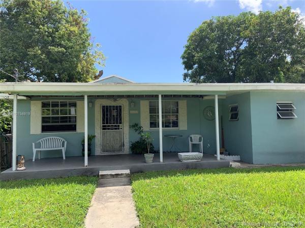 Bowling Green, 1058 NW 55th Ter, Miami, Florida 33127, image 2