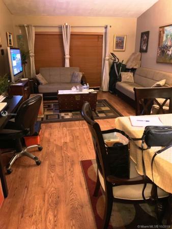 Devon Aire Villas, 11307 SW 125th Pl 0, The Crossings, Florida 33186, image 2