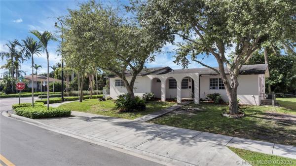 Whispering Pines Estates, 19410 Whispering Pines Rd, Cutler Bay, Florida 33157, image 2