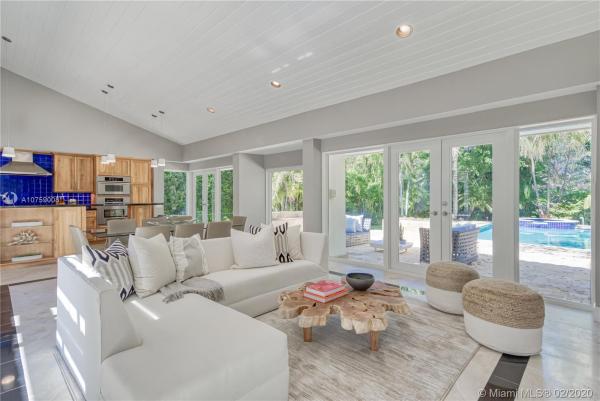 745 Paradiso Ave, Coral Gables, Florida 33146, image 2