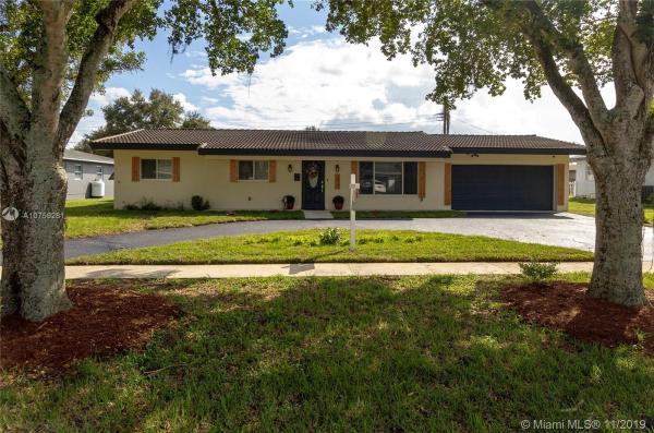 Mirror Lake Estates, 7470 NW 11th Pl, Plantation, Florida 33313, image 2