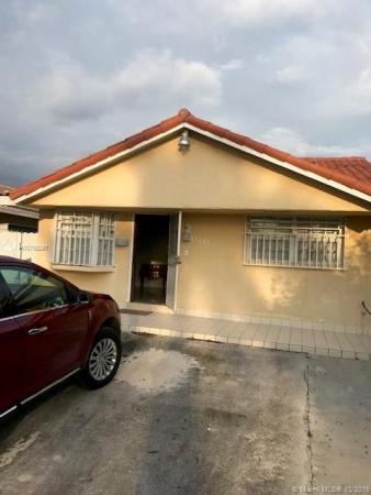 Biltmore Villas, 11481 NW 89th Ct, Hialeah Gardens, Florida 33018, image 2