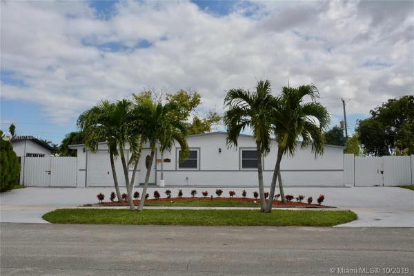 Palm Springs North Residential, 17845 NW 81st Ct, Palm Springs North, Florida 33015, image 2