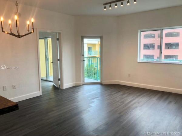 Valencia, 6001 SW 70th St #642, South Miami, Florida 33143, image 2