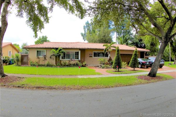 7220 Bamboo St, Miami Lakes, Florida 33014, image 2