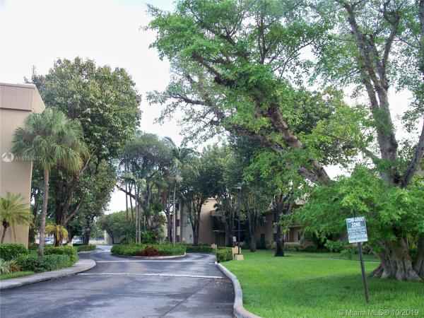 Nob Hill West, 10403 N Kendall Dr #A109, Kendall, Florida 33176, image 2