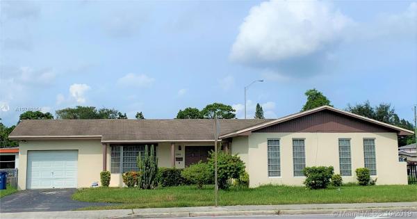 2201 NW 175th St, Miami Gardens, Florida 33056, image 2