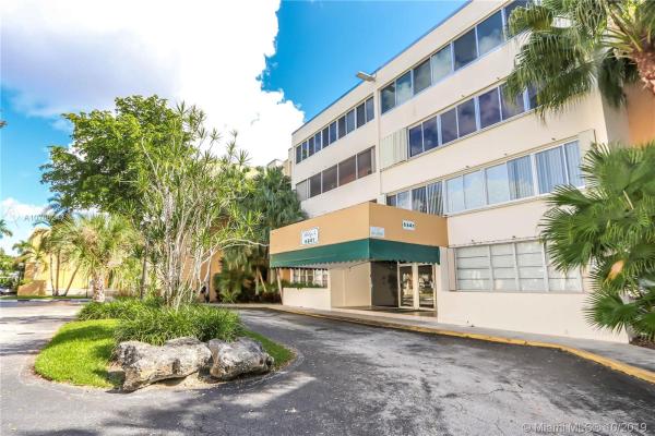 Sovereigns, 6841 SW 147th Ave #2E, Kendale Lakes, Florida 33193, image 2