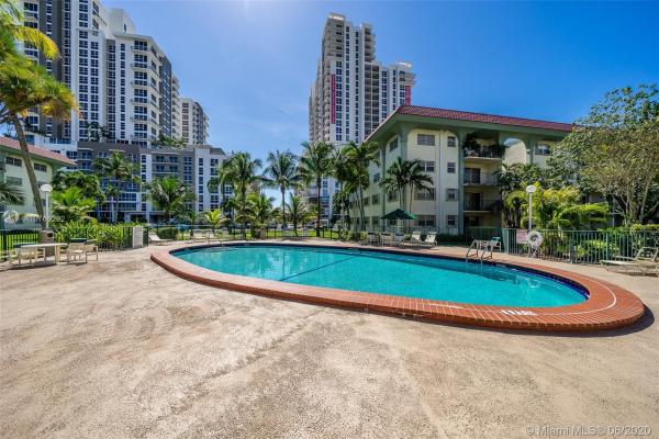 Granada Dadeland, 8101 SW 72nd Ave #201W, Glenvar Heights, Florida 33143, image 2