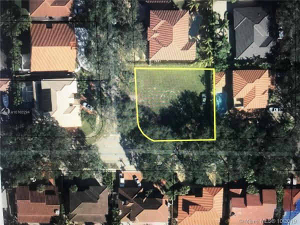 Royal Oaks, 16721 NW 81st Ave, Miami Lakes, Florida 33016, image 2