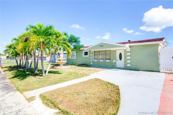 Pinewood Manor, 27841 SW 129th Ct, Three Lakes, Florida 33032, image 2