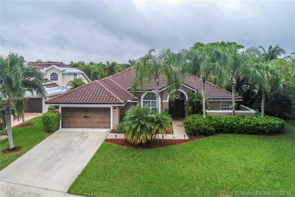 Cordova Estates At Mission Bay, 20389 Hacienda Ct, Boca Raton, Florida 33498, image 2