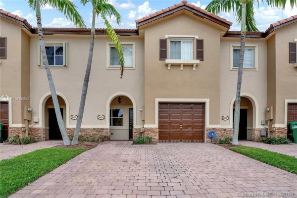 The Palms At Isles Of Bayshore, 8880 SW 220th St #8880, Cutler Bay, Florida 33185, image 2