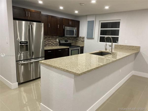 Floral Heights, 1984 NW 58th St, Brownsville, Florida 33142, image 2