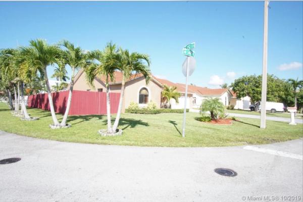 River Bend, 15126 SW 148th Pl, Country Walk, Florida 33196, image 2