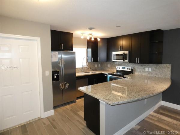 Hollywood Place, 2314 Johnson St #24D, Hollywood, Florida 33020, image 2
