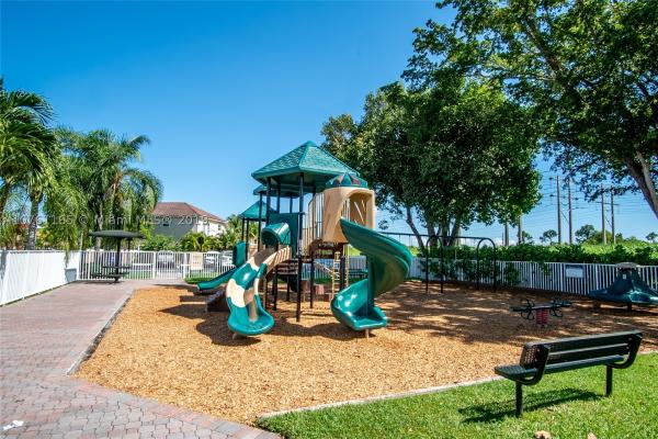 Silver Lakes, 14846 SW 132nd Ave, Three Lakes, Florida 33186, image 3
