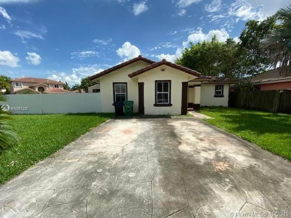Abel Homes At Cambridge Estates, 27913 SW 136th Pl, Three Lakes, Florida 33032, image 2
