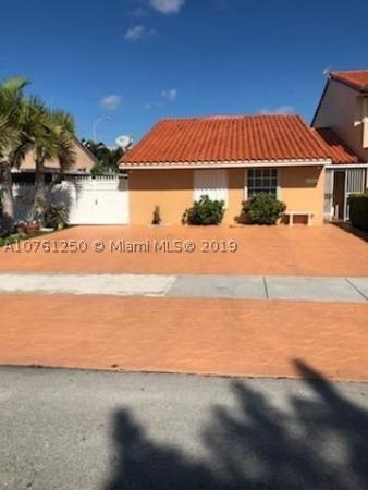 The Villas At International Gardens, 1135 SW 117th Ct #B-I, Tamiami, Florida 33184, image 1