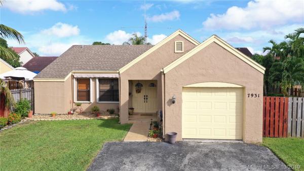 Lakes Of Avalon, 7931 NW 190th Ter, Hialeah, Florida 33015, image 2