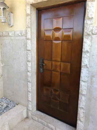 Eastern Shores Garden, 3864 NE 167th St #5, North Miami Beach, Florida 33160, image 2
