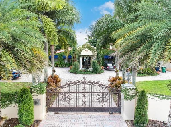 Sunkist Estates, 8620 Miller Dr, Olympia Heights, Florida 33155, image 2