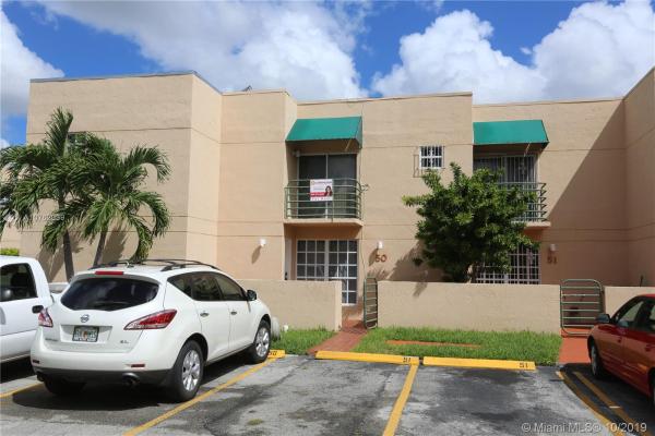 Les Chateaux At International Gardens, 11975 SW 19th Ter #50, Tamiami, Florida 33175, image 2