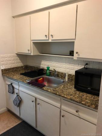 544 Michigan, 544 Michigan Ave #5, Miami Beach, Florida 33139, image 2