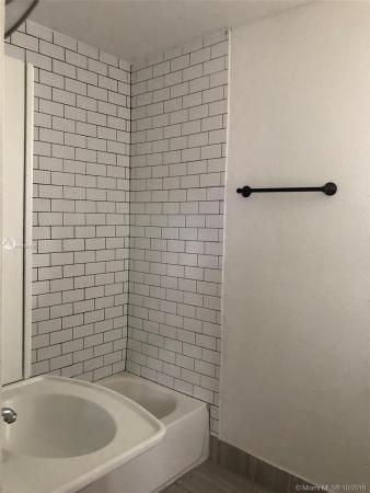 Kings Gardens, 19158 NW 46th Ave #19158, Miami Gardens, Florida 33055, image 2
