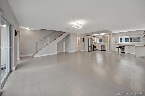 Park View Island, 7344 Gary Ave, Miami Beach, Florida 33141, image 2