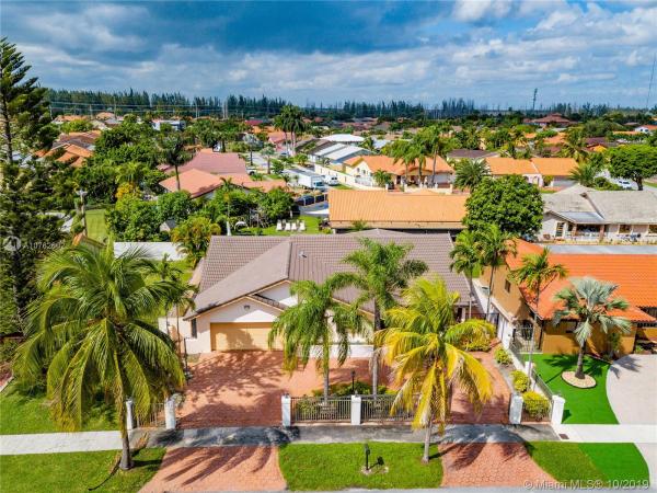 University Park East, 440 SW 133rd Ct, Tamiami, Florida 33184, image 2