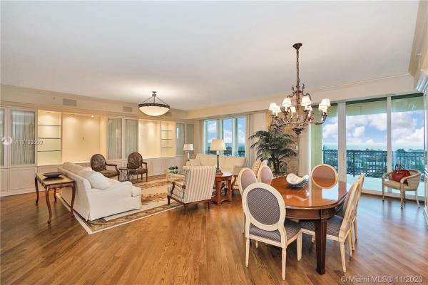 Bella Vista Mid Rise North, 20165 NE 39th Pl #1002, Aventura, Florida 33180, image 2