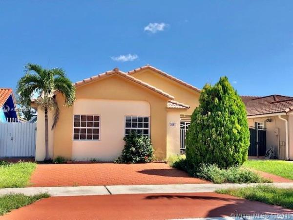 Bird Lakes South, 5001 SW 146th Ave, Kendale Lakes, Florida 33175, image 2