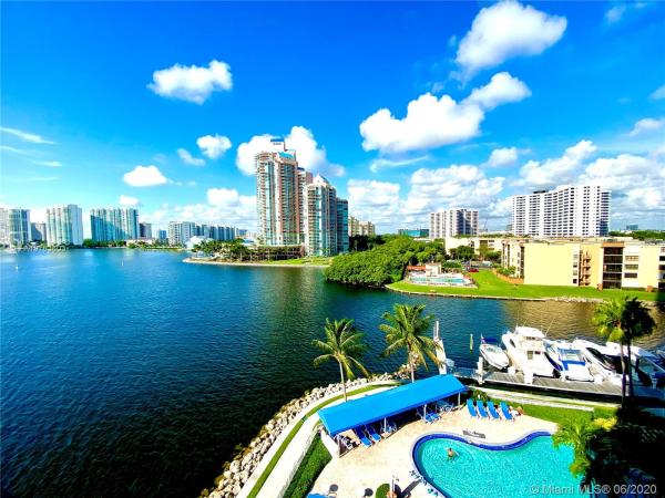 Mystic Pointe Tower 500, 3530 Mystic Pointe Dr #701, Aventura, Florida 33180, image 2