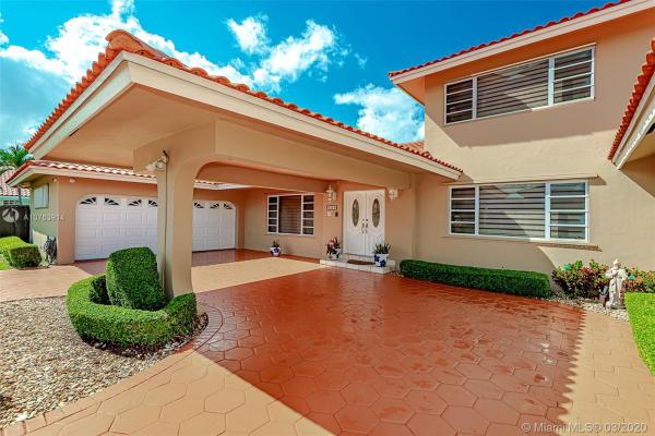 2254 SW 133rd Ct, Tamiami, Florida 33175, image 2