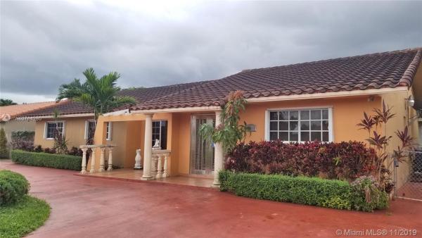 West Gardens, 9740 SW 4th St, Fountainebleau, Florida 33174, image 2