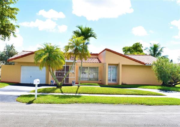 Westbrooke, 10420 SW 19th St, University Park, Florida 33165, image 2