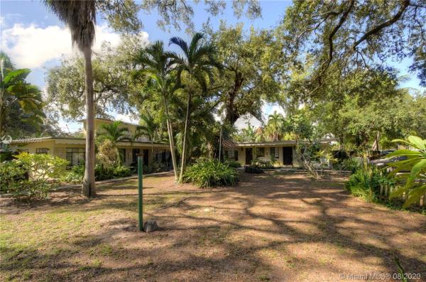 Hibiscus Gardens, 1430 SW 27th St #1-4, Fort Lauderdale, Florida 33315, image 2