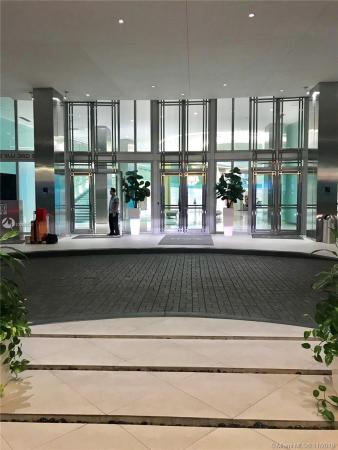Mint At Riverfront, 92 SW 3rd St #903, Miami, Florida 33130, image 2