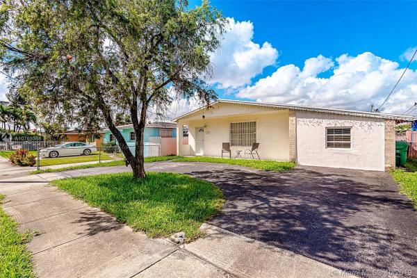 Bird Road Highlands, 3830 SW 87th Ct, Westchester, Florida 33165, image 2