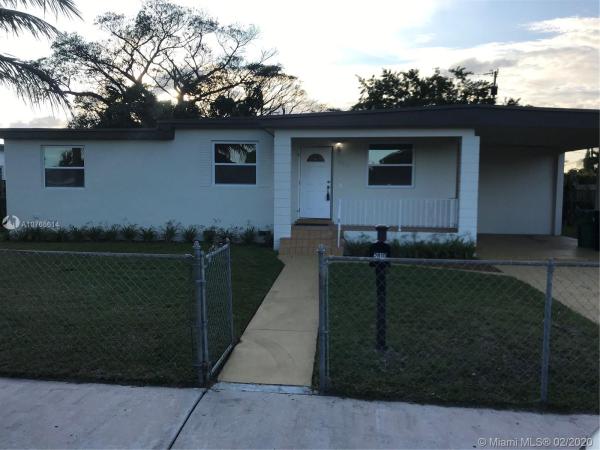 Rose Bea Manor, 2810 SW 103rd Pl, University Park, Florida 33165, image 2