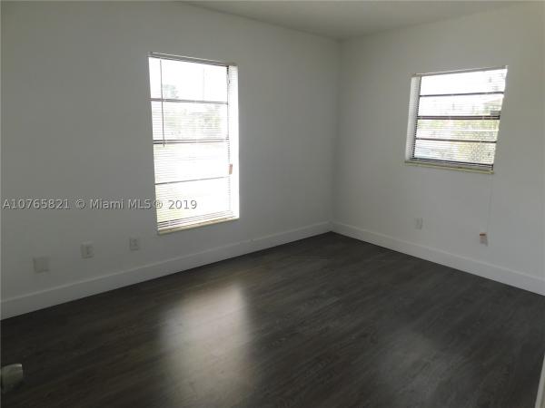21st Century Homes, 30415 SW 155th Ct, Leisure City, Florida 33033, image 2