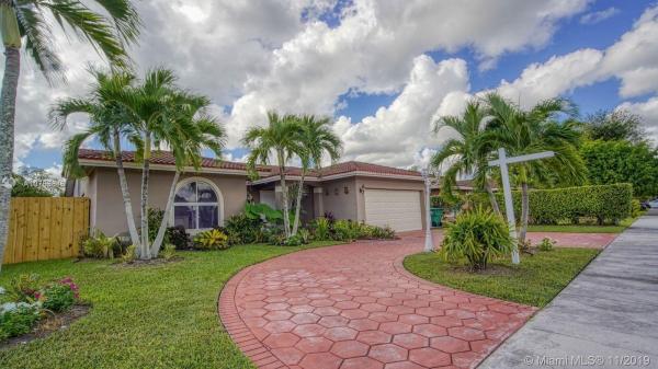 Luz Estela, 14846 SW 174th St, Richmond West, Florida 33187, image 2