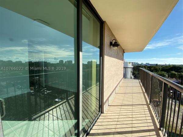 Coral Pointe, 1690 SW 27th Ave #702, Miami, Florida 33145, image 2