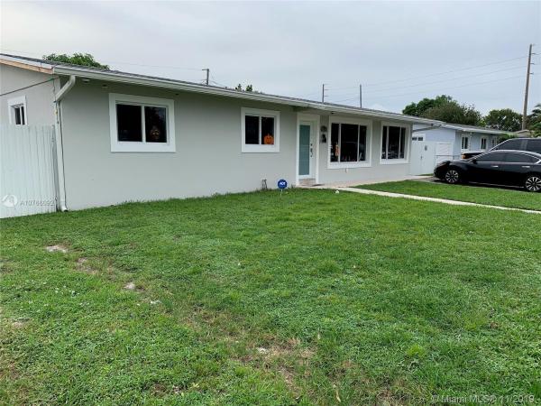 Lake Stevens Estates At Carol City, 18130 NW 52nd Ave, Miami Gardens, Florida 33055, image 2