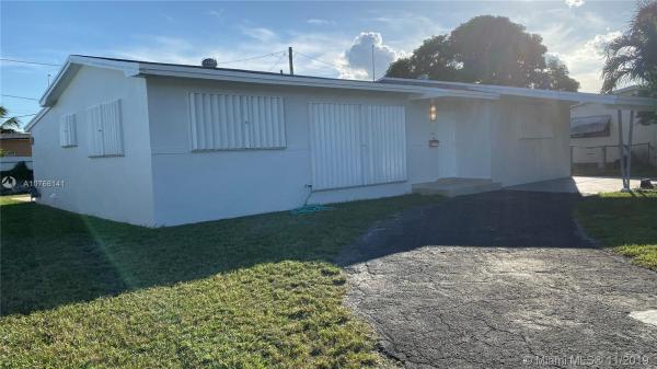 Scott Lake Manor, 1140 NW 183rd St, Miami Gardens, Florida 33169, image 2