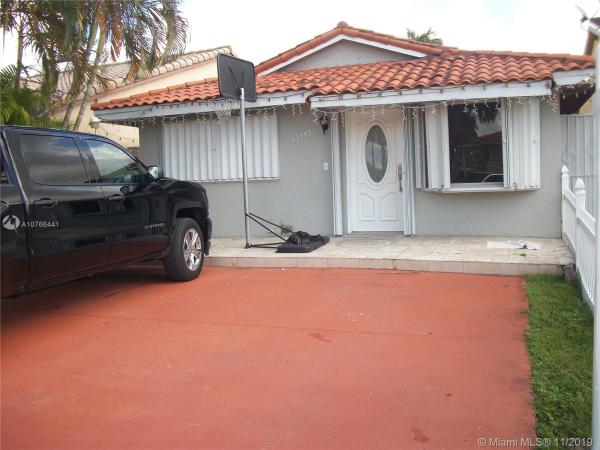 Biltmore Estates, 11445 NW 88th Ct, Hialeah Gardens, Florida 33018, image 2