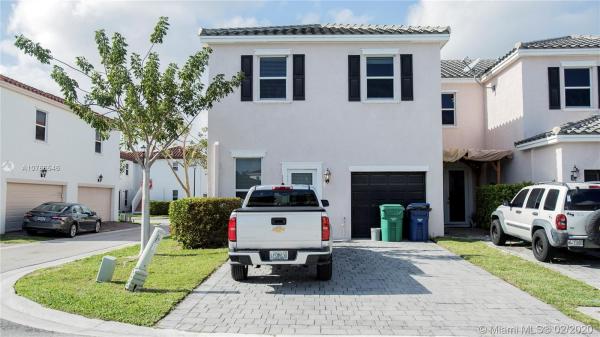 Kendall Commons Townhomes, 17076 SW 94th Ter, The Hammocks, Florida 33196, image 2