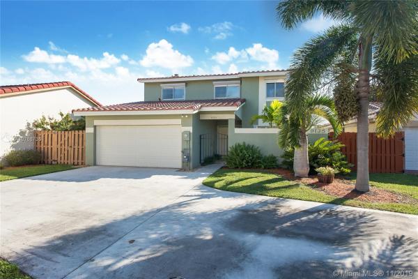 Oak Lake At The Hammocks, 9135 SW 150th Ave, The Hammocks, Florida 33196, image 2
